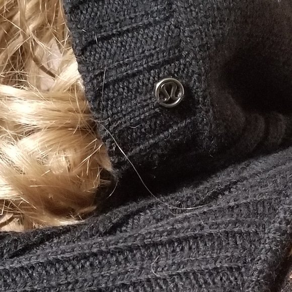 NEW!! LULULEMON *Rare*Apres Sickie Poncho/Scarf - Picture 6 of 11